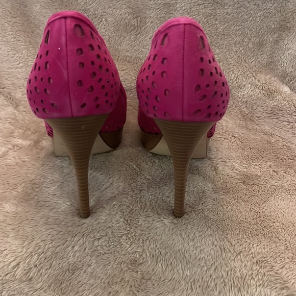 Enzo angiolini hot pink pumps - Picture 3 of 5